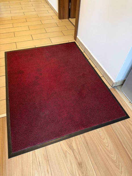 Bej�rati bel�p� Sz�nyeg 90x190 cm