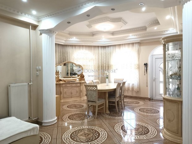 B�k�scsabai 200 nm-es h�z elad�