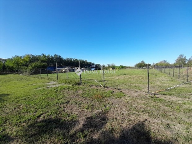 B�k�si 3192 nm-es telek elad�