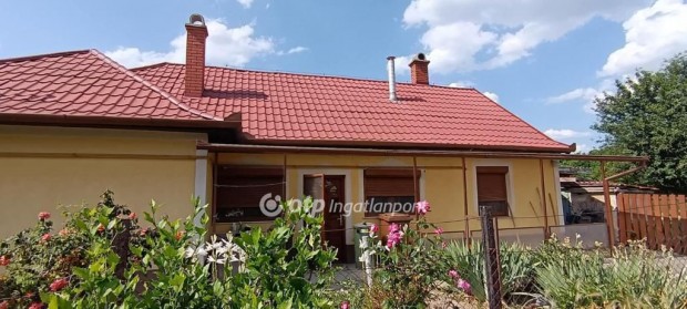 B�k�si elad� 75 nm-es h�z