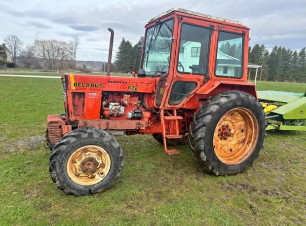 Belarus 822 traktor