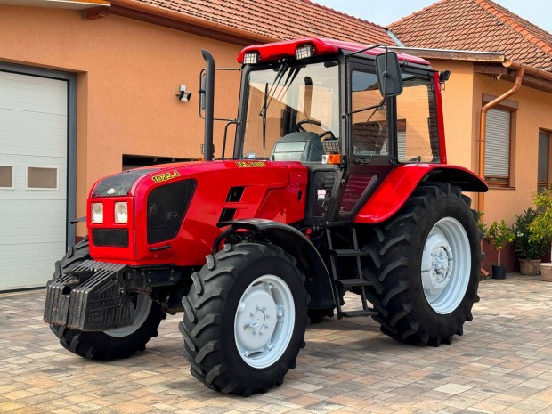 Belarus MTZ 1025.4 traktor elad