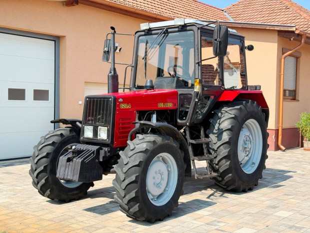 Belarus MTZ 820.4 traktor