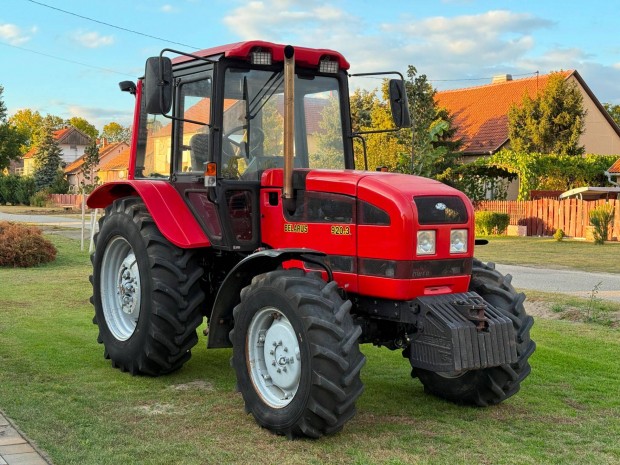 Belarus MTZ 920.3 traktor