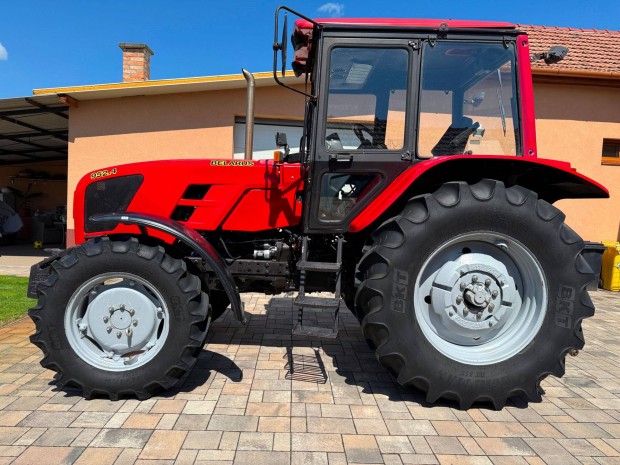 Belarus MTZ 952.4 traktor