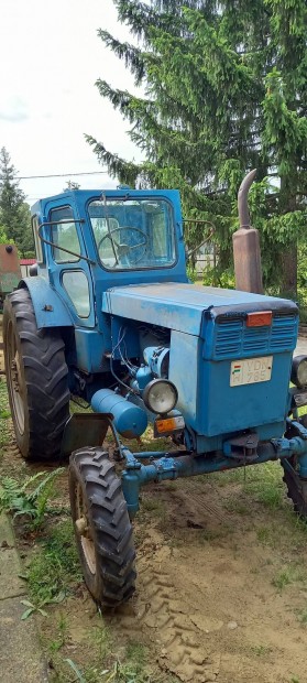 Belarus T 40 traktor elad