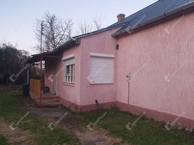 Bélaváron családi ház eladó!