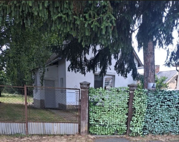 Beleg, Pet�fi utca, 49 m2-es, csal�di h�z, 3 szob�s, j� �llapot�