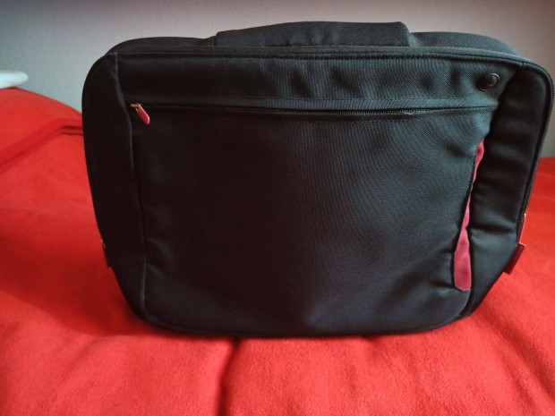 Belkin laptop táska Új
