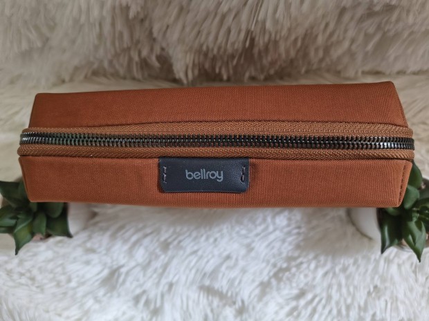 Bellroy Tech Kit Compact