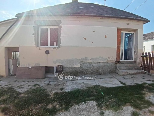 Belv�rdgyulai elad� 55 nm-es h�z