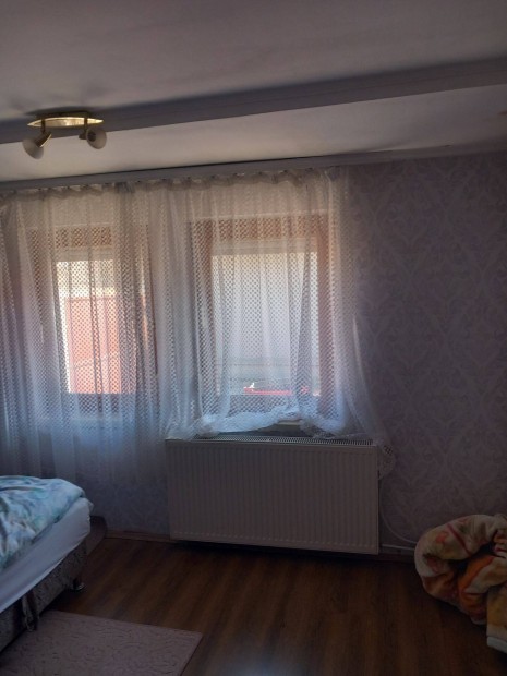 Belv�rosi bels� felujitot