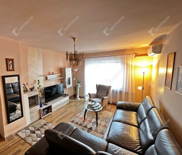 Belv�rosi garzon lak�s!