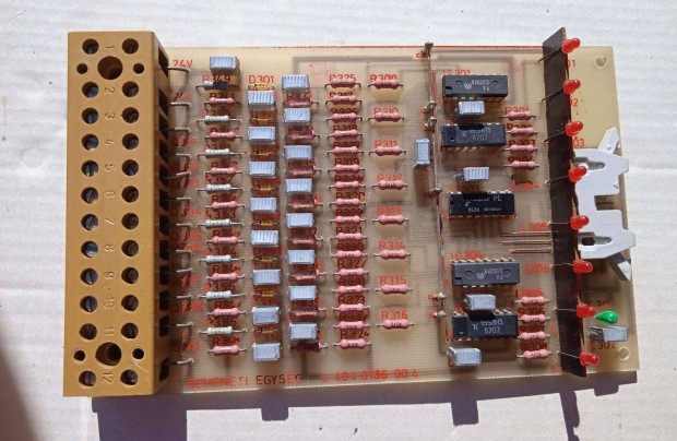 Bemeneti csatol egysg Z-80 alap mikroszmtgphez ( is )