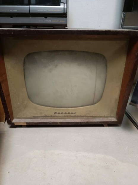 Benczur tv retro