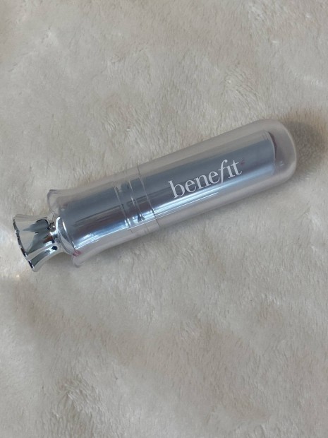 Benefit moisturizing lip balm 22 ruby