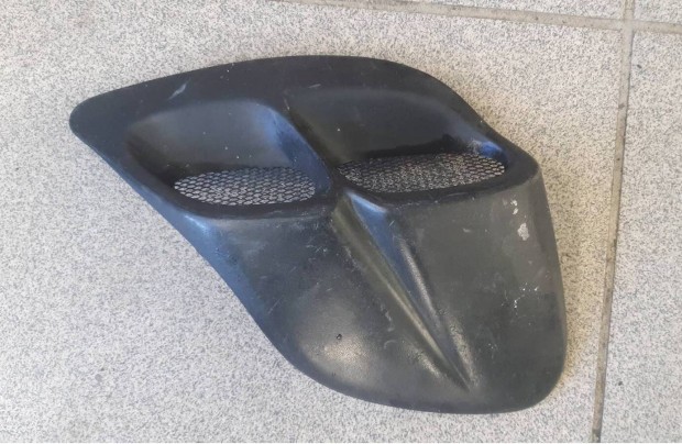 Benelli 491 bal első szellőző rács