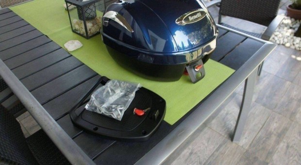 Benelli motoros doboz sisaktart vadonatj lomszp gyri
