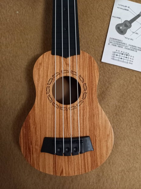 Benjo ukulele gitar gyerek jatek hangszer