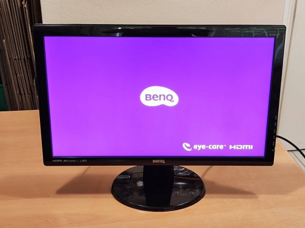 Benq 22" Full HD LED Monitor + HDMI + Hangszóró + 1 év bolti Garancia!