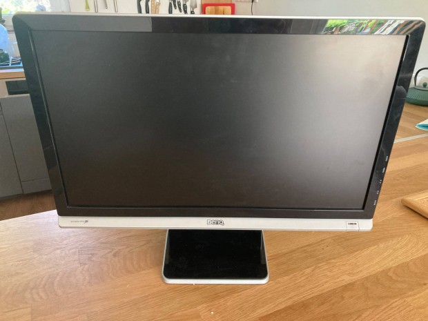 Benq E2200HDA monitor 22"