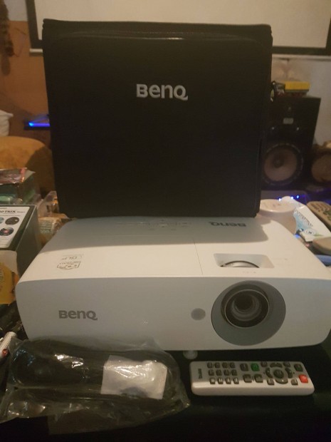 Benq Full HD-3D hzimozi projektor TH683