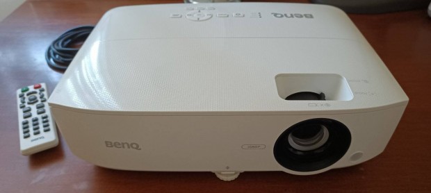 Benq TH534 Full Hd hzimozi projektor elad.