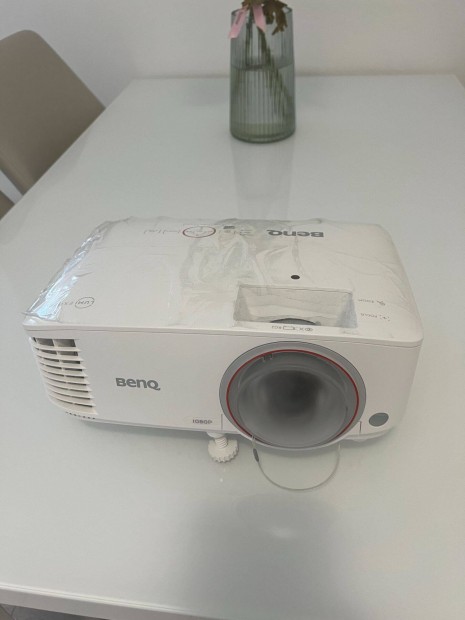 Benq TH671ST Full HD Gamer Projektor - 3000 Lumen fnyer