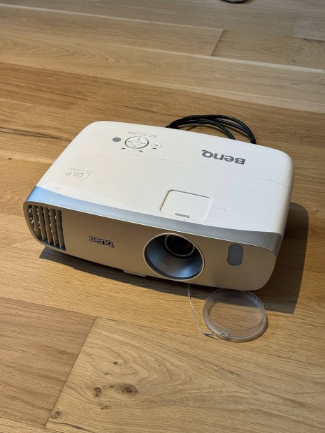 Benq W1110 DLP Fullhd 3D projektor, eredeti OSRAM lmpval