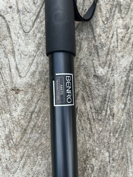 Benro A48TD monopod