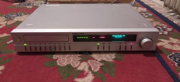 Benytone M2700T digitlis tuner