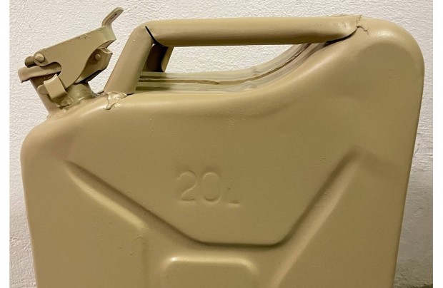 Benzines kanna, "katonai", 20 literes