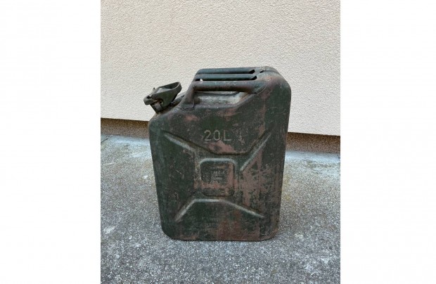 Benzintartly 20 literes