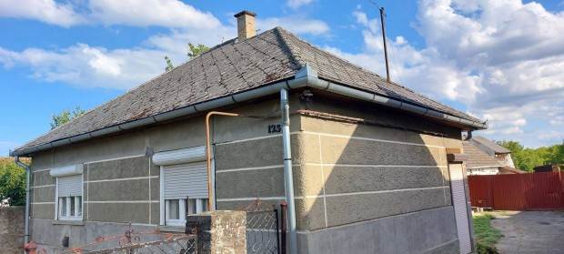 Beregdar�con 3 szob�s h�z elad�!