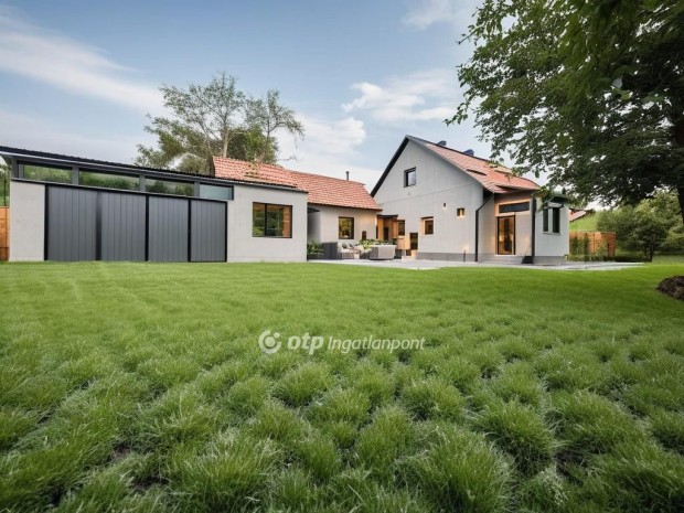 Beretty��jfalui 100 nm-es h�z elad�