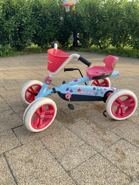Berg Buzzy Bloom kislány gokart tolókarral