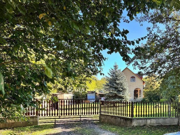 Berhidai elad� 120 nm-es h�z #5073645