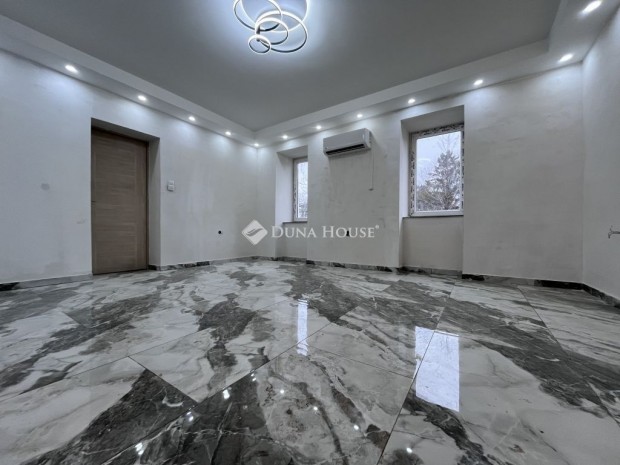 Berhidai elad� 157 nm-es h�z