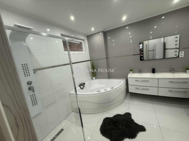 Berhidai elad� 162 nm-es h�z