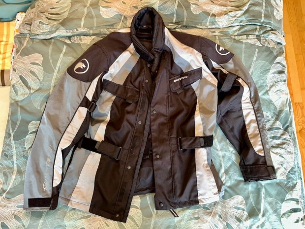 Bering tavaszi-�szi motoros kab�t b�l�ssel (2XL)