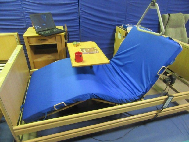 Bérlés Elektromos betegágy kórházi beteg ápolási ágy
