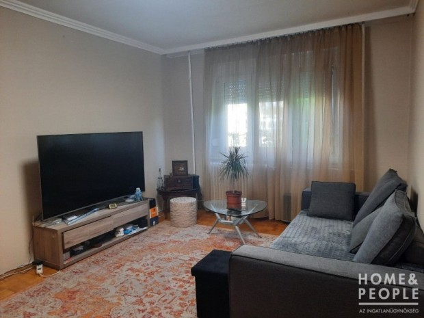 B�rleti jogos lak�s csere - Szeged