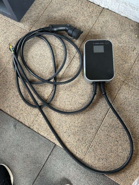 Besen Wallbox elektromos aut fali tlt | 22 kW 3x32A | 6m Type 2