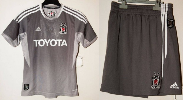 Besiktas eredeti adidas gyerek foci szürke mezszett (L, 164)