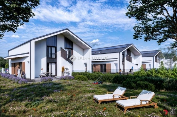 Besny�i elad� 117 nm-es h�z