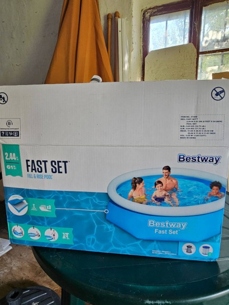 Bestway Fast Set puhafalú Medenceszett - 244 x 61 cm