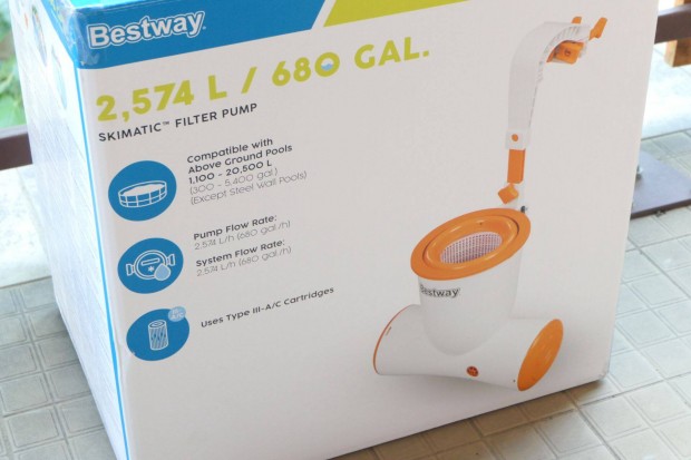 Bestway Skimatic medence szűrő szivattyú szkimmer vízforgató