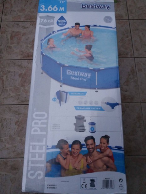 Bestway medence szett új 366x076