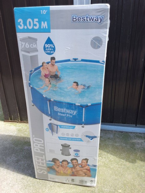 Bestway merevfalú medence bontatlan