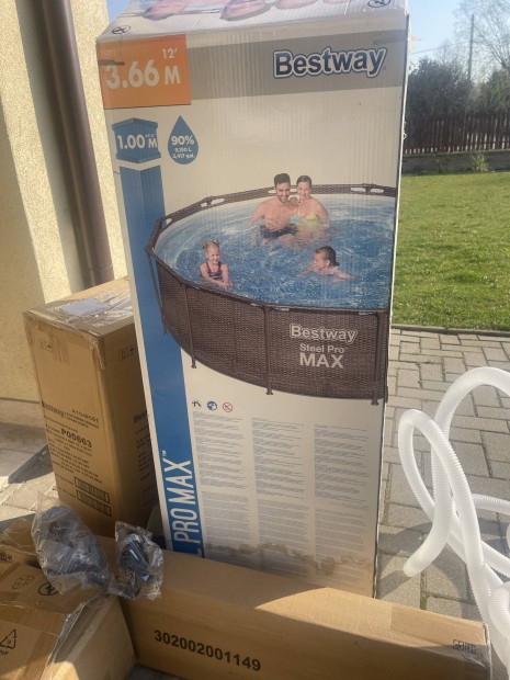 Bestway steel pro max medence elad�